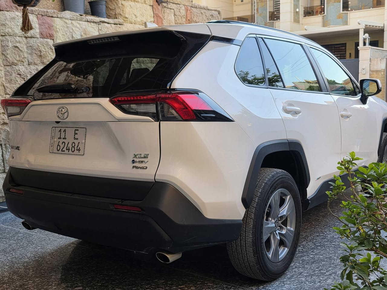 تويوتا RAV4 25🔥🔥 هايبرد وارد امريكا
ماشيه 22 الف مشي امريكا .. مماشيه بالعراق 
فتحه .. تدفئه بالكشنات .. تدفئه ستيرن .. رادارات .. كامرات .. نقط عمياء 
بجم كبس 
حادثهه تبديل ابواب ثنين ايسر..والبوب اليمين بيهه صبغ اثر شخط
تصليح درجه اولى 
مكاني بغداد زيونه 
سعرهه 225$ 
*********** الاسيا بي واتساب
***********
وبالخير للياخذهه انشالله
