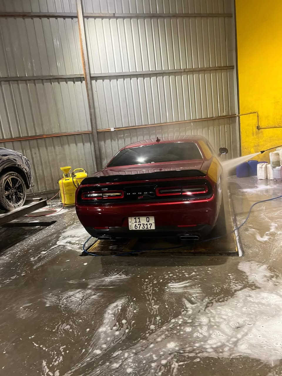 السلام عليكم
دودج چالنجر 2023 rt 5700 v8 
تراك بكج السيارة ماشاءالله مواصفات الrt معروفة بدون فتحة ماشية 16 الف 
حادثها جاملغ وشوي من البنيد 
السيارة لون مميز تخبل 
بدون اي قطعة تزويد بلادية للاخير 
رقم بغداد الدولي 
مكاني بغداد 
للاستفسار : *********** 
السيارة ب22٫700
للي تفيدة يجي خاص او يراسلني 
ورجاءً بدون كسران
