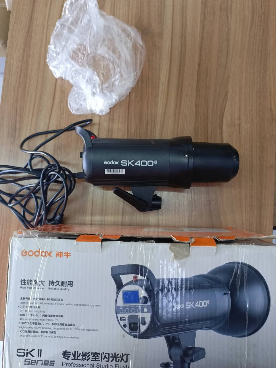 Godax sk400
اضاءة من شركة كودكس تخص الصور ، التصوير الداخلي 

جديدة غير مستخدمة


**إذا كنت صاحب هذا الإعلان وتريد حذفه لأي سبب، رجاءا أرسل رسالة إلى الدعم الفني**