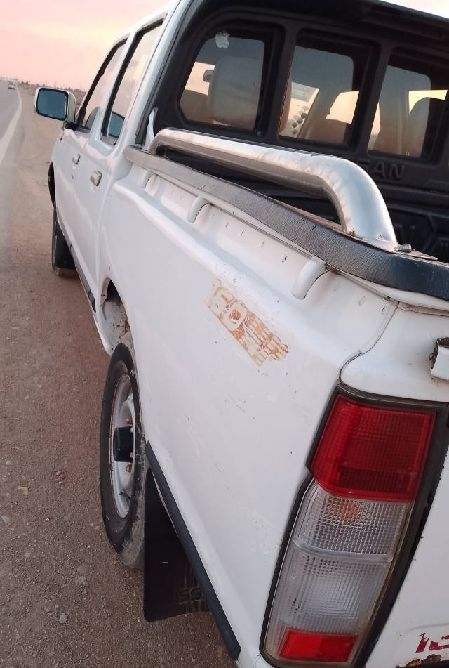 نيسان للبيع موديل 2014 مكفوله كفاله عامه من عدا شبر بالدوسه ورا الباب العبري ورا السايق مكينه وشاصي وگير حداديه جديده تخم تايرات جدد تبريد تدفأه كهربائيات جاهزه سياره مال جناي وعد راعيها بدون بوليس حتى غسل ما غاسلها رقم (سماوه)تحويل ثاني يوم السنوه ما صاقطه سياره كافه الشروط بيها العنوان الناصريه قرب جامعة ذي قار السعر 140 مكلف بالنشر رحم الله والديك لا تراسل للاستفسار الاتصال على الرقم التالي ‏‪***********‬‏
