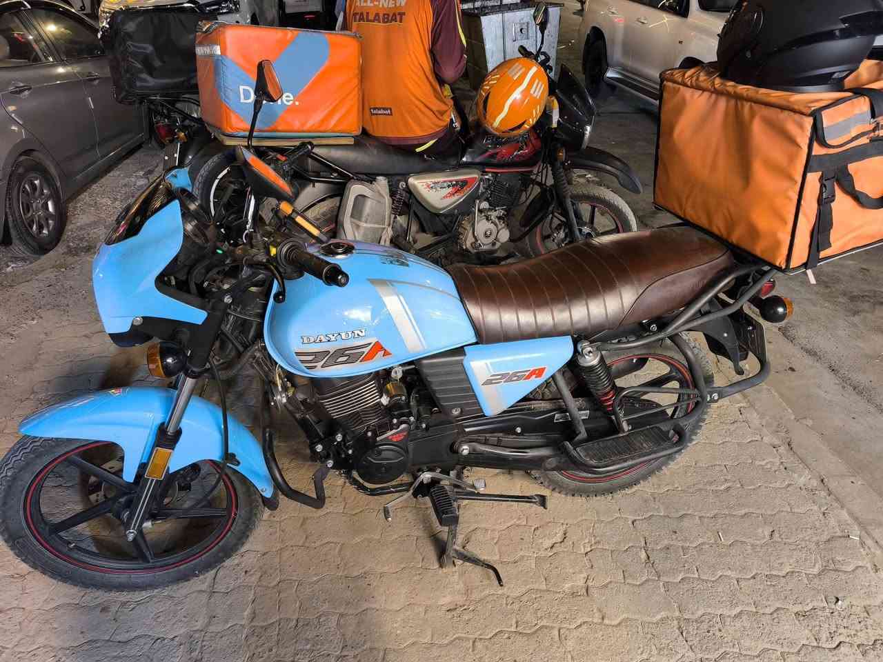 السلام عليكم،
دراجة دايوان كلاسك موديل 2023. 
محرك 150cc اللون ازرق سمائي. 
ماشية 7670K 
رقم واسط مشروع وطني، تحويل ثاني يوم 
دراجة اي نقص ما بيها. مكاني بغداد مدينة الصدر. السعر خاص. ***********
