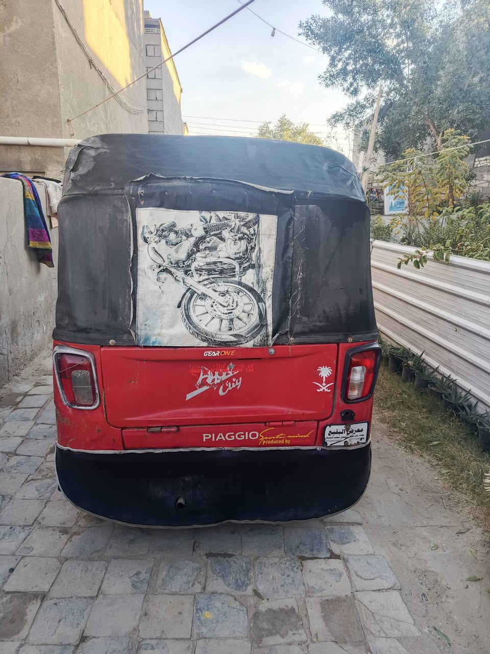 السلام عليكم تكتك بياجو موديل 21. مكينه محوره تيفس اوراق اصوليه وكامله بس تروح ترقم السعر مليونين و750 وبيهه مجال مكاني بابل الاسكندريه  ***********
