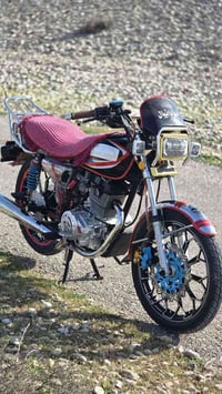 دراجه نامي برو موديل ٢٥ محرك ٢٠٠ للبيع دراجه حلوه وكاعده متواجد فقط ع ...