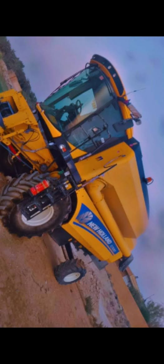 للبيع حاصده 4 بلم موديل 2017 مشتغله تقريبا 3000 او اكثر تك درام نظيفه ومكفوله محرك مامفتوح
السعر 105 وبيه مجال
*********** و***********
