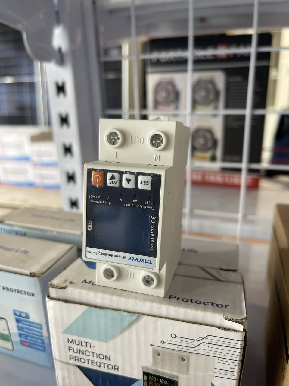 �⚡ تحكّم باستهلاكك… من موبايلك!

وفرنالكم WiFi Smart Meter & Energy Protector
✔️ يراقب الاستهلاك لحظة بلحظة
✔️ حماية من زيادة الحمل والجهد
✔️ تحكم وتشغيل وفصل عن بُعد
✔️ يشتغل على Tuya / Smart Life
✔️ يدعم Google Assistant & Alexa

حل ذكي للبيوت، المحلات، والمنظومات الشمسية 👌

📍 العنوان: كوت – الخاچية – شارع ٤٠
📞 موبايل:
***********
***********
