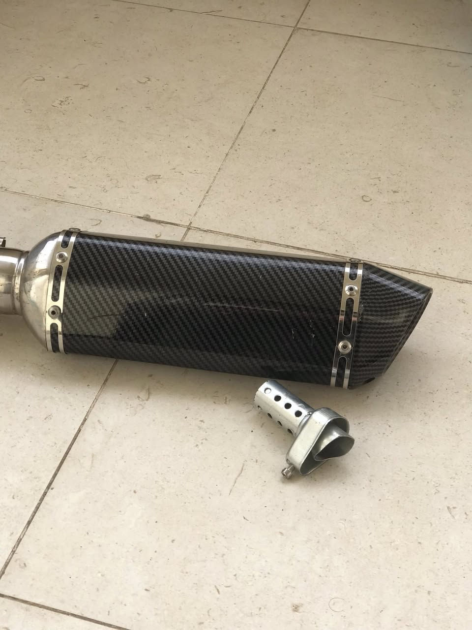 سلام عليكم صالنص كاربون اصلي مو مثل بل لسوك وياها كاتم ترهم كل دراجات حط سعرك وبل عافي عليك


**إذا كنت صاحب هذا الإعلان وتريد حذفه لأي سبب، رجاءا أرسل رسالة إلى الدعم الفني**