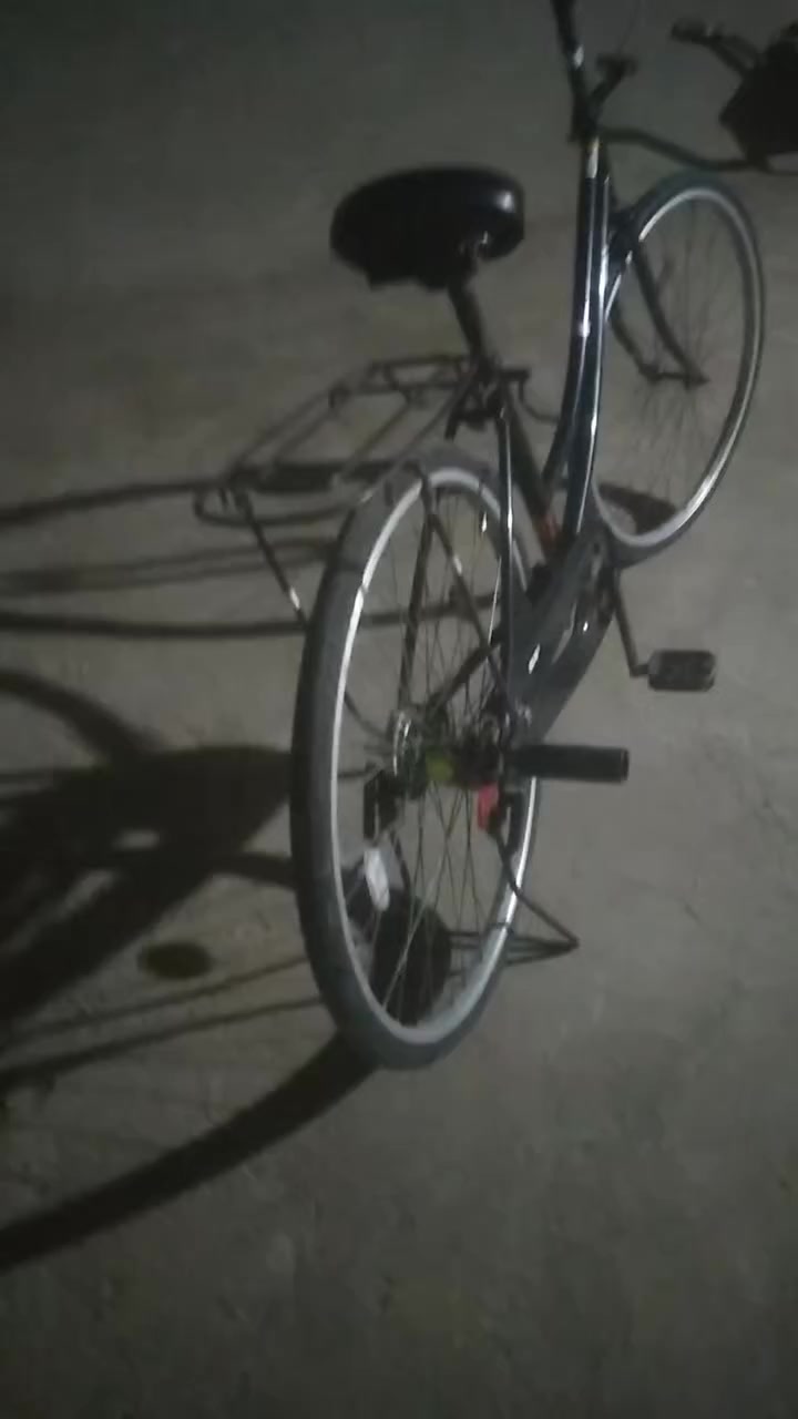 باسكل للبيع ب50 او مراوس


**إذا كنت صاحب هذا الإعلان وتريد حذفه لأي سبب، رجاءا أرسل رسالة إلى الدعم الفني**