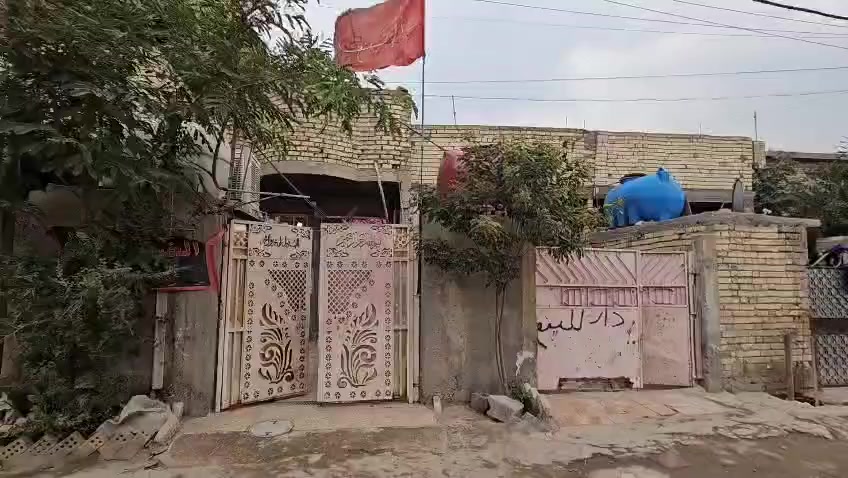 السلام عليكم
بيت للبيع المساحة 100 سند 25 العنوان سبع قصور شارع ابو احمد السعر 35 وبي مجال للاستفسار الاتصال على الرقم 
***********
