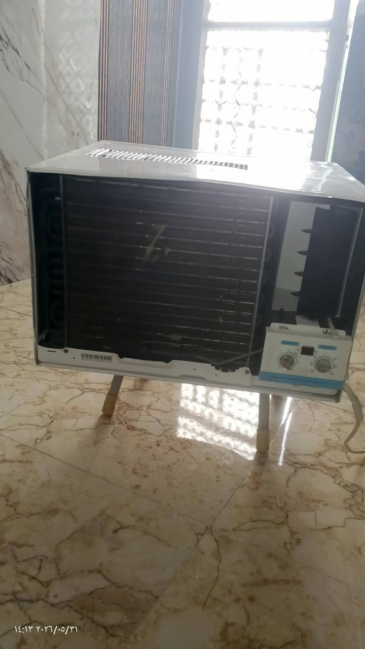 مكيف ميديه طن ونص مستخدم شي قليل سعره 170 مكاني بغداد مدينه الصدر ***********

