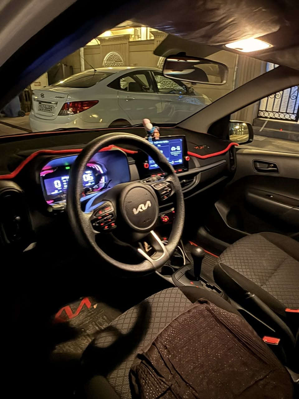 بيكانتو
السلام عليكم 
كيا بيكانتو موديل ٢٠٢٤ خليجي مكفوله كفاله عامه 
لا صبغ ولا بارد ولا رصعات 
ماشيه ٤٠٠٠ كيلو فقط
مكينه 4 سلندر 
شاشه جبيره 
ويل كب 
كامره اصليه 
تحكم ستيرن 
كار بلاي 
دشبول شاشه ديجتال 
مكانها بغداد اليرموك 
السعر 133 ورقه وبيها مجال 
***********
