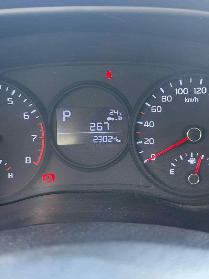 كيا بيكانتو  ٢٠٢٠
رقم بغداد الجديد 
صبغ جاملغ امامي الايمن وبارد بطرف باب الصدر 
ماشيه ٢٣ الف

***********
