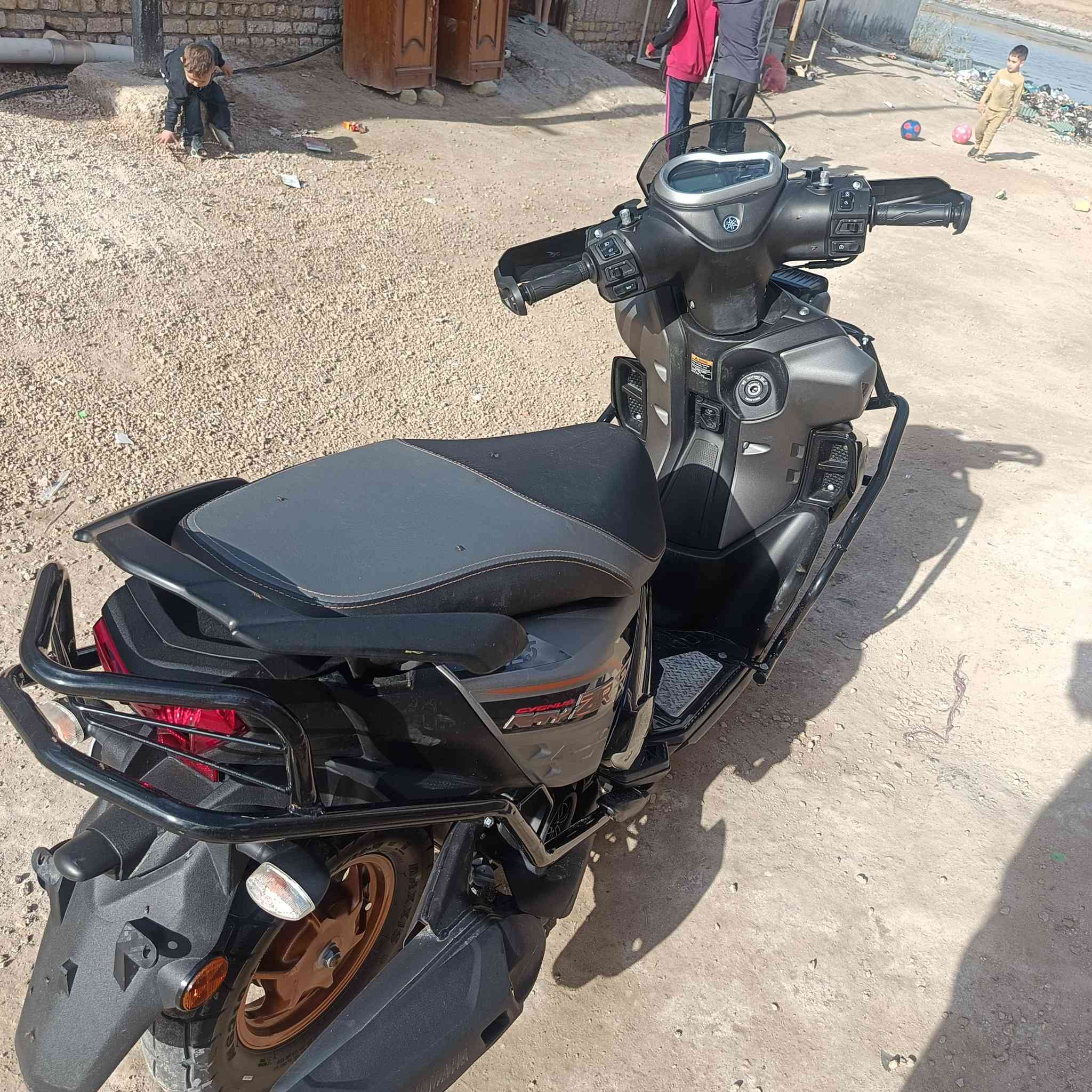 سلام عليكم
مديل ٢٠٢٦
سعره 2450


**إذا كنت صاحب هذا الإعلان وتريد حذفه لأي سبب، رجاءا أرسل رسالة إلى الدعم الفني**