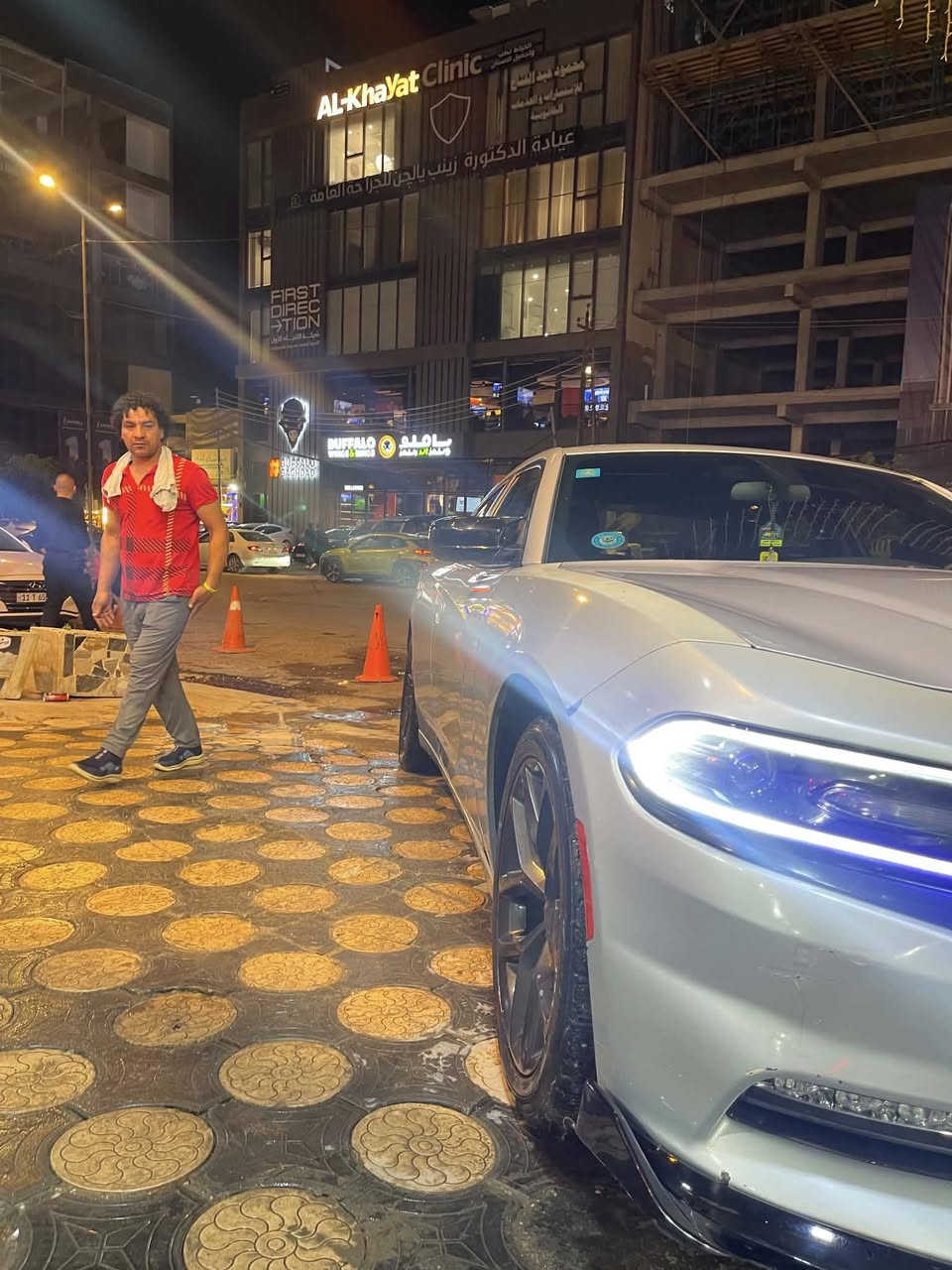 سلام عليكم 
جارجر 2019 اصل  sxt plus سياره ماشيه 52 ميل حادث سياره جاملغ عكس سايق مكفوله من شاصي ولغد سياره بدون اير باك رقم بغداد بسمي 
سعر 21 وبيها مجال بسيط مكان سياره بغداد 
محرك 3600 تو ويل سياره 
فتحه 
بصمه
تشغيل عن بعد 
كامره
تحكمات ستيرن
حساسات 
تدفئه مقاعد 
كراسي كهرباء
مثبت سرعه
سياره جاهزه وما بيهه اي نقص 
رقم 

0782 785 8201
