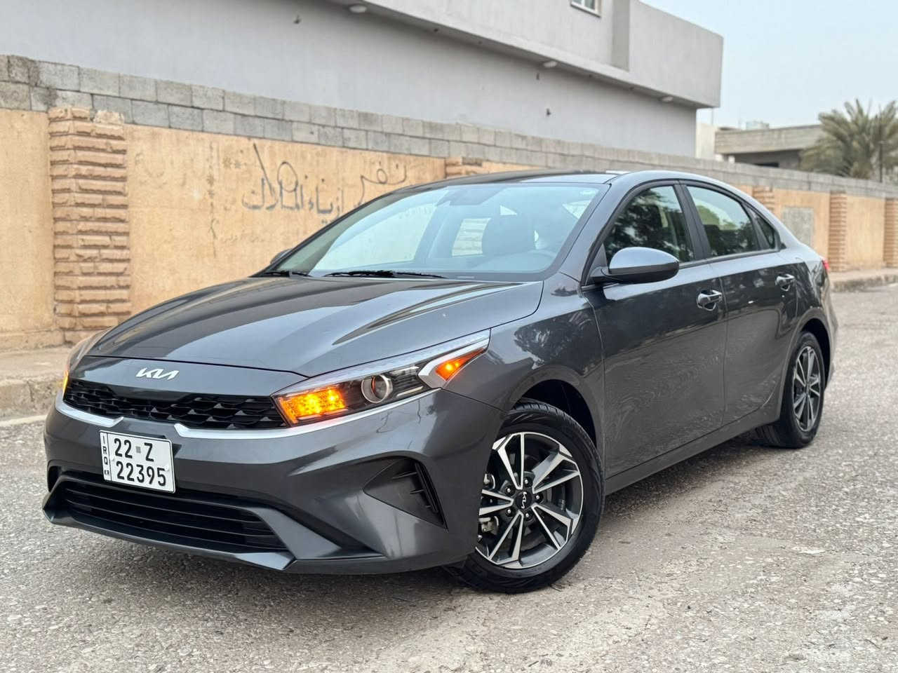 السلام عليكم
كيا فورتي موديل 2024 
حادض قباغ صندوق صبغ بسيط 
رقم اربيل باسمي السياره
تريد تعويل+وكاله شرط
سعر سياره 160$ بي مجال قليل
مكان سياره اربيل
واتساب +كورك***********
