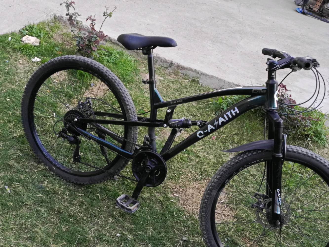 باسكل  ياباني جبلي للبيع 
حجم 26 
بدلات اثنينهن  شغالات و دبلات اثنينهن شغلالات!!  جديد  حيل ماصار فتره قصيره من اشتريته و ما استخدمته هواي  
فقط!!!  يحتاجله ولف بربع!! المكان بابل قرب العلويه شريفه بنت الحسن 
السعر. 110 الف و بي مجال   
. 
الجديد مالته غالي حيل و هوه اخو الجديد
الاستفسار الاتصال عله الرقم او خاص 
***********