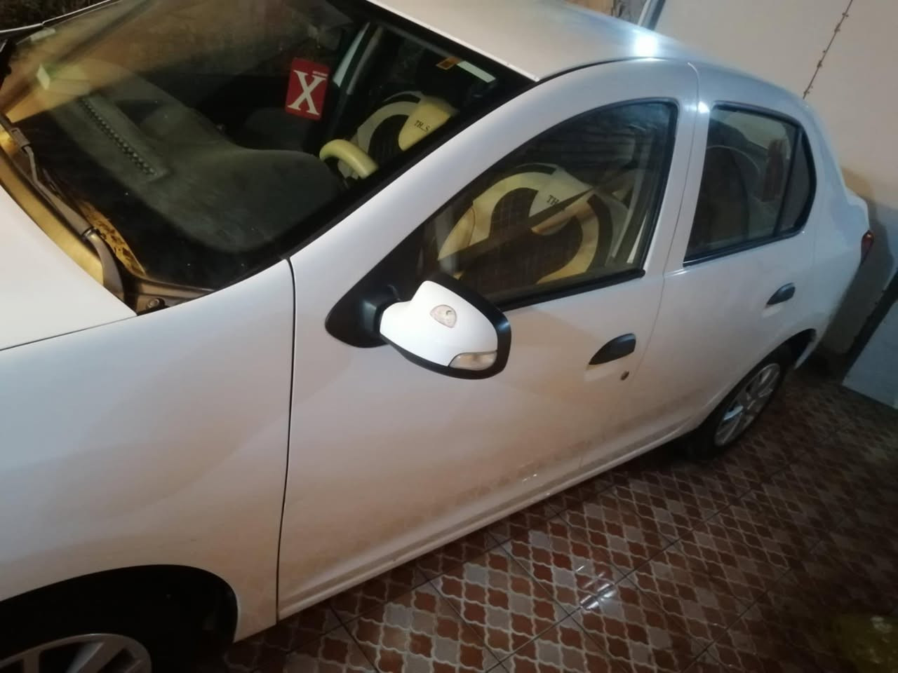 رينو  ٢٠١٦.  شركه رقم بغداد تحويل ثاني يوم تدفئه تبريد  بيهة باب مبدله ومن الشركه  السياره جديده بمعنه الكلمه  السعر ٧٦ وبيه مجال 
***********
