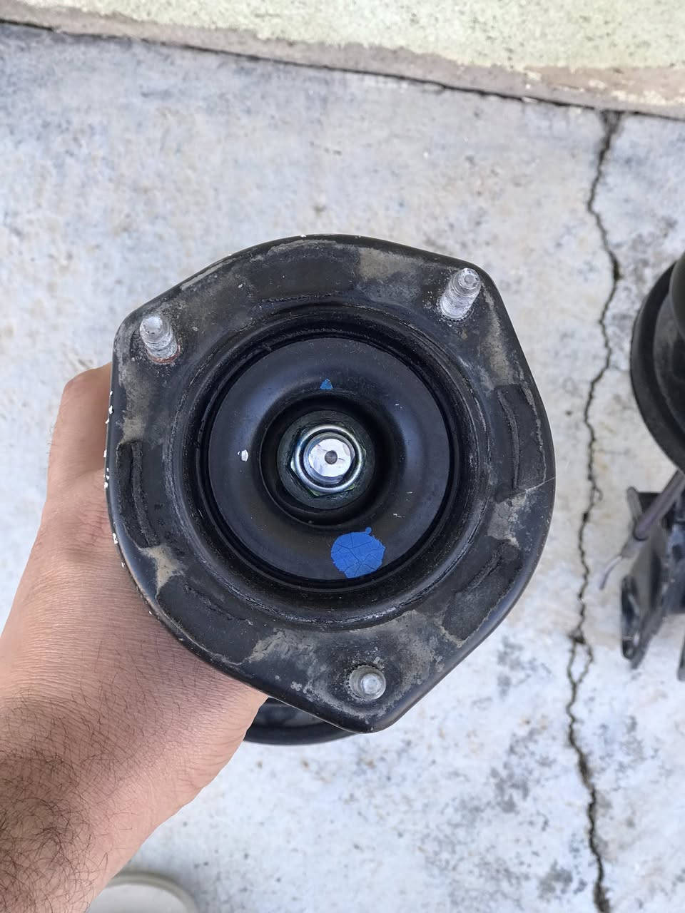 السلام عليكم دبلات افلون 13 بلادي  لحد 18 خلفي سبايدي جنطه السعر الكل 150 // ***********
