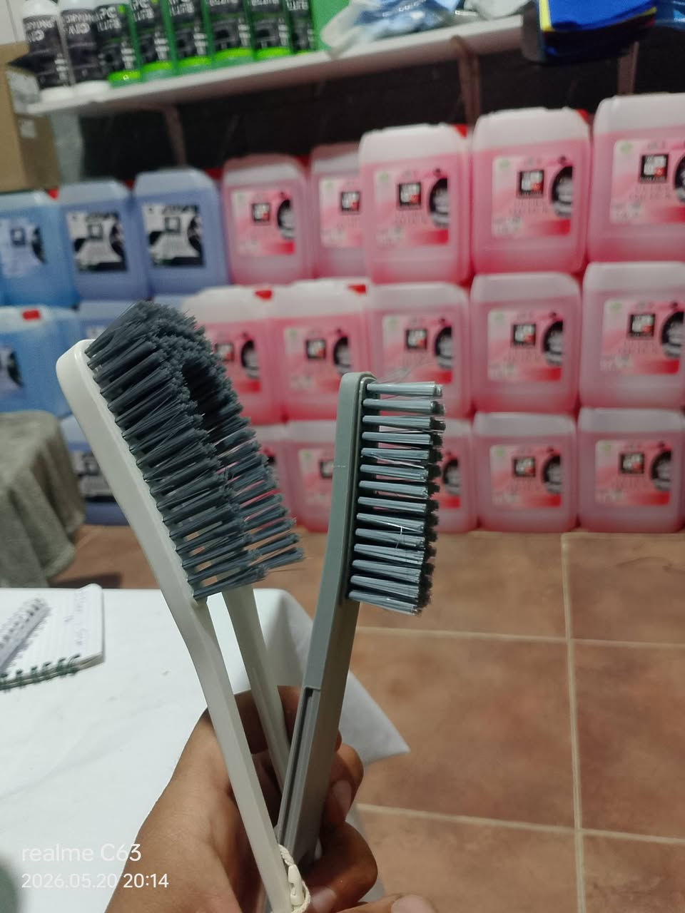 السلام عليكم خاوتنا لعزاز رانا جيبنالكوم باك ماشاء الله باك تاع ليفتينڨ 
✅ابيسي الترا شاين حاجة ماشاء الله 
✅بروس فيسوز 4بياس حاجة طرية الله يبارك 
✅كيت بانسو 3بياس حاجة ماشاء الله 
✅بروس جوند v6 حاجة الله يبارك 
✅بروس تاع موير و لا بناوات كيما حبيتو 
و هاذا كامل خاوتنا راح يكون ب500الف 🥳🤯🤩🤩و راح تخدم خدمة ماشاء الله و مرحبا بالجميع 0773058908


**إذا كنت صاحب هذا الإعلان وتريد حذفه لأي سبب، رجاءا أرسل رسالة إلى الدعم الفني**