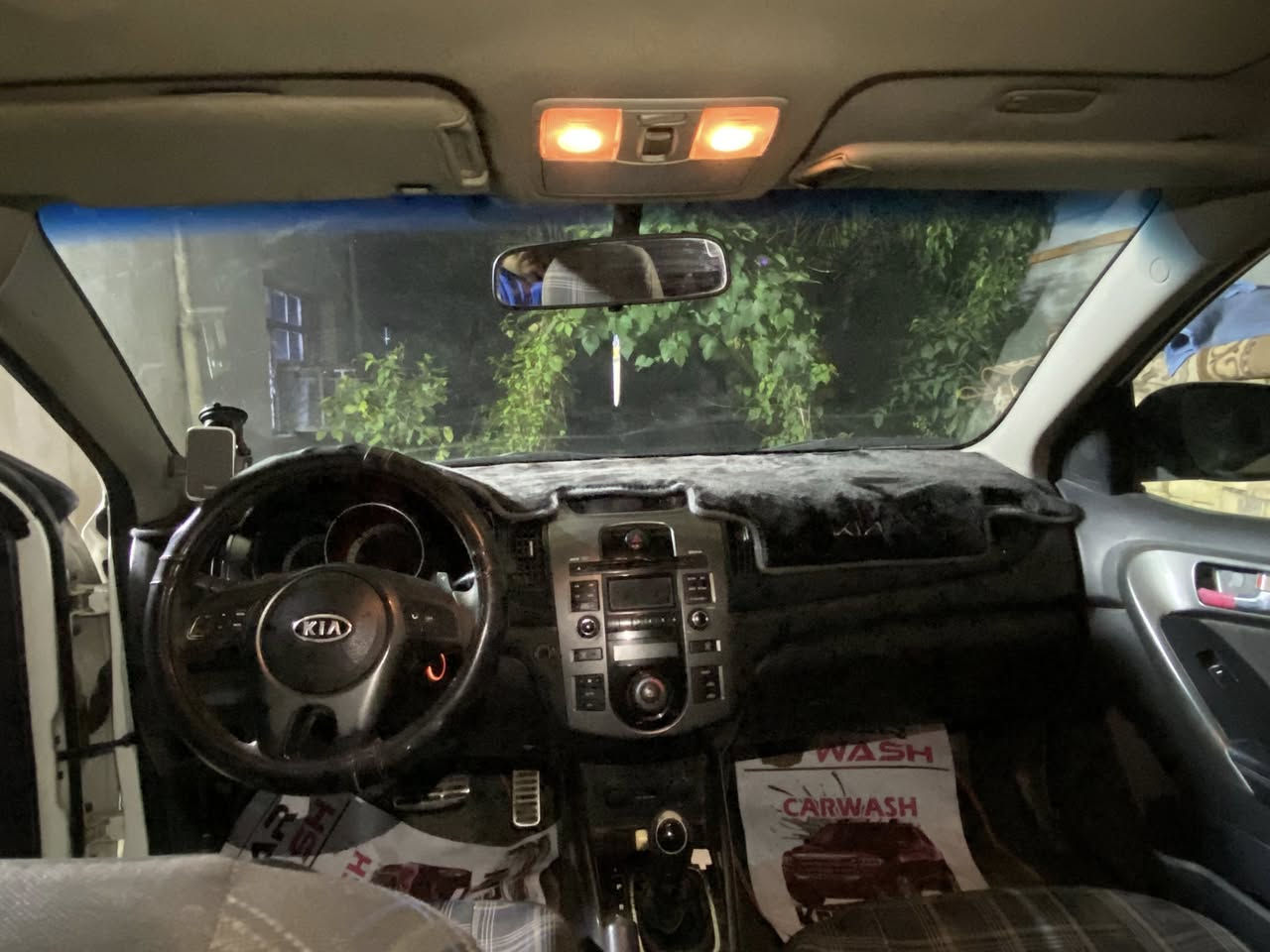 السلام عليكم من رخصة الأدمن سيراتو موديل ٢٠١٢ خليجي سيارة مكفولة شغلة وحده بس الدعامية مبدلة للجمالية ودعامية القديمة موجودة كير محرك مكفول تبريد تدفئة   السيارة فول عدة البصمة بياع سيارة احلا من الصورة 
سعر ١١٠ بيها مجال بسيط سيارة جناي
واتساب او اتصال
***********
