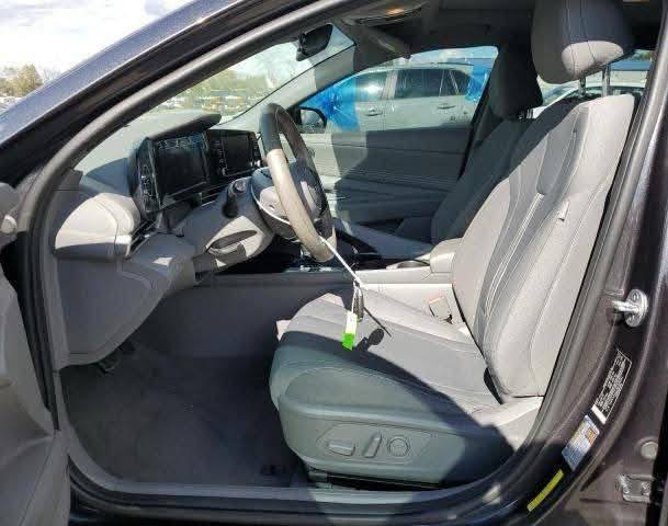 السلام عليكم للبيع
النترا 2022 أمريكي
فول مواصفات عدا الجلد
بدون تبديل بدون ايرباك
مكينة 2000 دوش
ماشية 85ألف كم
رقم ذي قار بإسمي
السعر 150
 ‏‪***********
