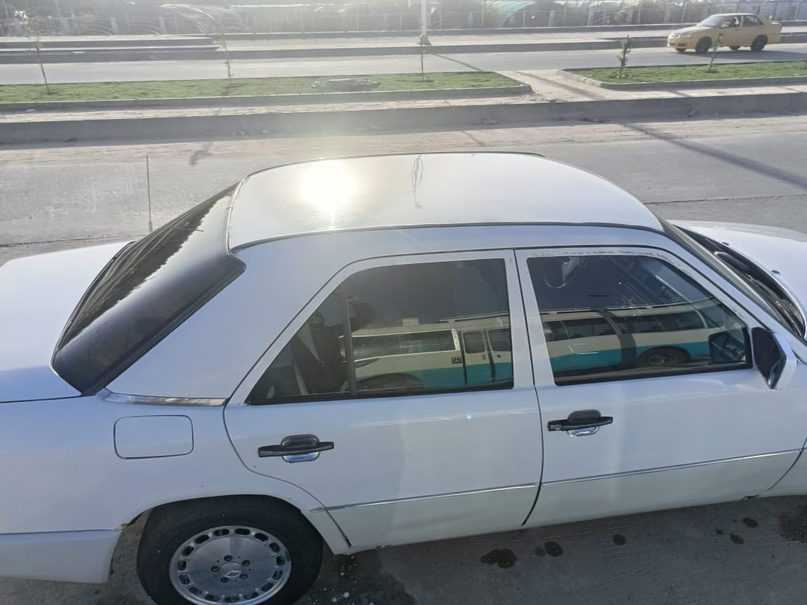 السلام عليكم مارسيدس دب موديل ١٩٨٨
بأسمي تحويل ثاني يوم مكينة وكير مكفول من التبخير والتنقيص الحدادية ٧٠٪؜ (بيها خياس بباب السايق وقواعد معمره وصبغ مكانات بسيطه جداً ) السيارة مثل ما واضحة بالصور بيع مستعجل السعر 46 قابل للتفاوض .

للاستفسار اتصال او واتساب ***********
