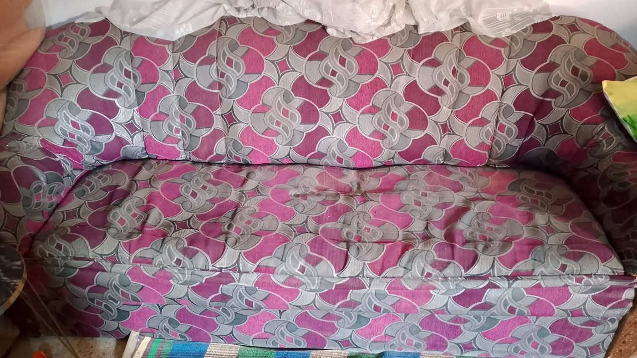 السلام عليكم تخم للبيع ١٠ مقاعد ويا تلبيسه ب١٠٠ وبي مجال 
***********
