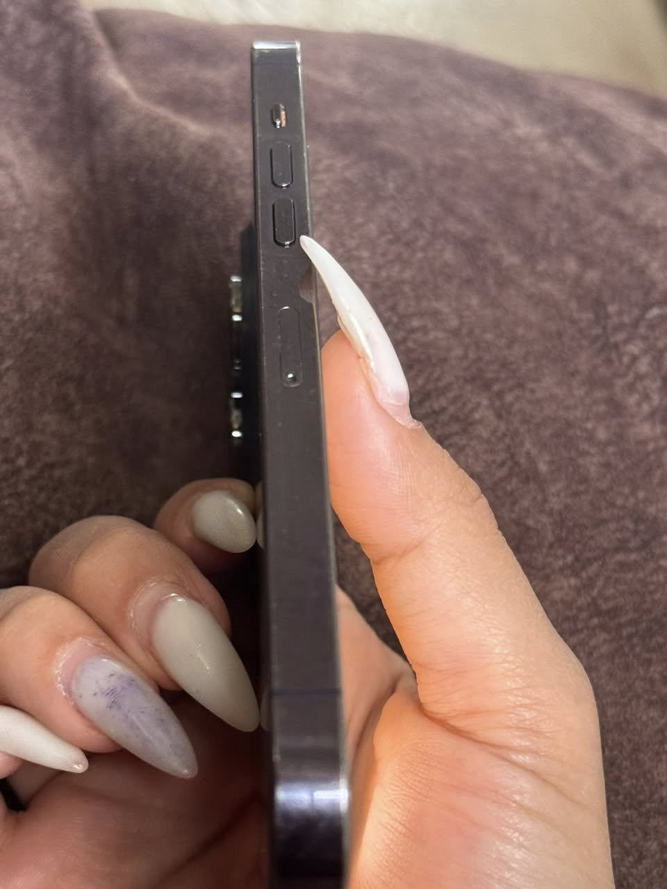 مرحبا 
ايفون 14 برو ماكس 
دبل سيم كارت بطارية 85 ذاكرة 256
 بدون ملحقات   السعر 850


**إذا كنت صاحب هذا الإعلان وتريد حذفه لأي سبب، رجاءا أرسل رسالة إلى الدعم الفني**