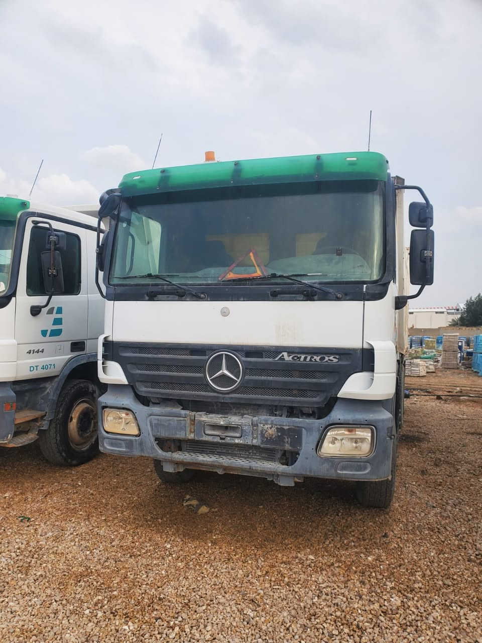 سلام عليكم قلابات عدد 2
للبيع 2010
معله2017
ايطالي موصفات
***********
