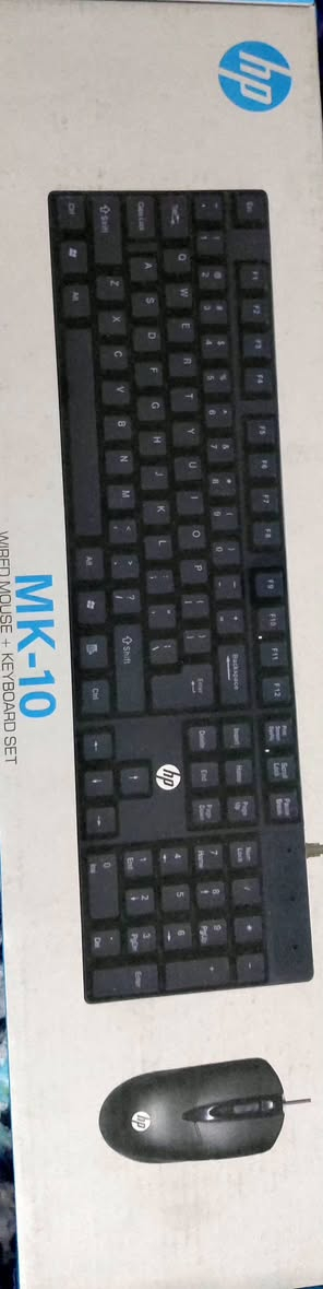 السلام عليكم
هذا PC All-in-one للبيع
شنو All-in-one؟
يعني حاسبة كاملة بدون كيس خارجي فقط شاشة و بداخلهة 
أجزاء الـ[PC]....
مواصفاتها:
Intel core I 5 TH7
المعالج كور آي 5 من الجيل السابع 
الرام8
RAM 8GB 
SDD512
كرت الشاشه CPU أنتل 128 G.B
مستعملة فقط ٣ أشهر نظيفة 
السعر 300 و بي مجال 
- تكدر تستخدمها العاب خفيفة 
-تصفح 
- Word . Excel 
للدراسة 
راح تجي كاملة منصب عليها مجموعة مايكروسوفت الكامله الي هيَ: وورد و إكسل و بوربوينت .....
نضيفة جداً
راح يجي وياها ماوس و كيبورد 
ملاحظه اذا و يا المواس و الكيبورد السعر يصبح 300 عدل 
شكراً على مشاهدة المنشور 🫡....


**إذا كنت صاحب هذا الإعلان وتريد حذفه لأي سبب، رجاءا أرسل رسالة إلى الدعم الفني**