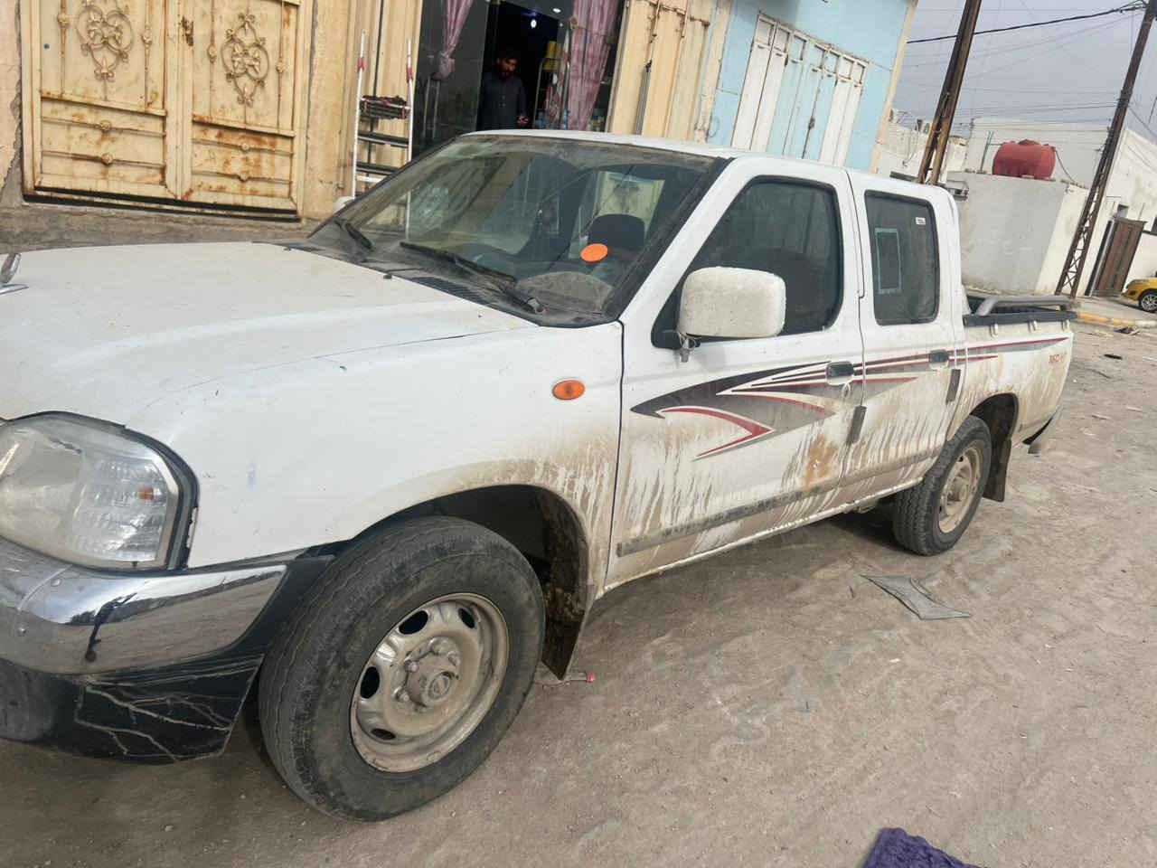 سلام عليكم نيسان لبيع موديل 2013 سعر 125وبيه مجال ***********
