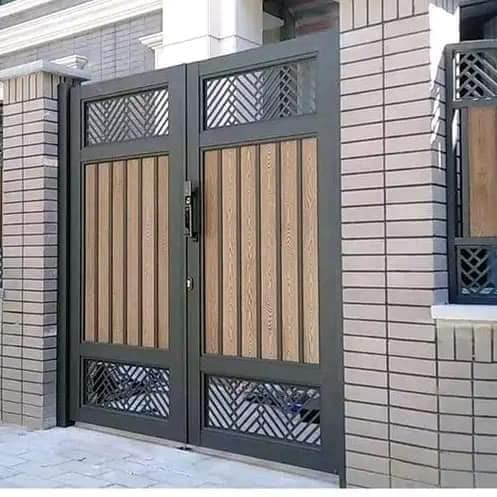 ***********
***********
