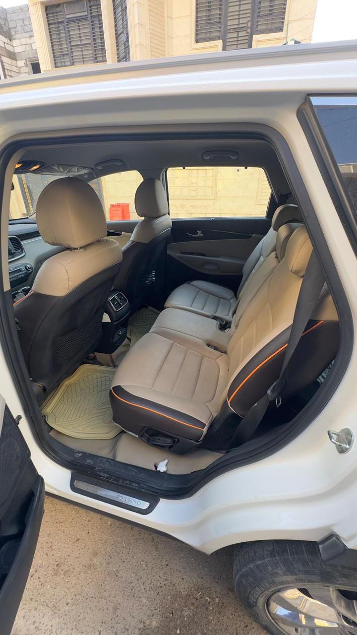 سلام عليكم سورنتو موديل2020
رقم اربيل الجديد سنويه جديده
للبيع فول مواصفات عدا البنوراما
ماشيه 71 كفاله عامه ماعدا بارد باب السايق السياره خير من اللّٰه تايرات مكينه كير حداده كله كفاله السعر 265 ورقه وبيها مجال قليل  للاستفسار
الاتصال ***********
