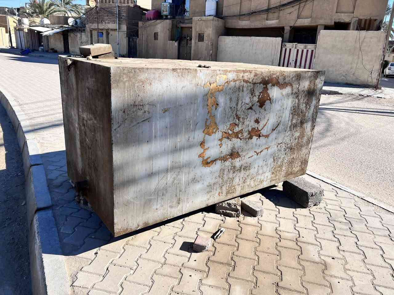 سلام عليكم تانكي ابو ال ٢٠٠٠  للبيع سعره ٢٢٥ الف   للتواصل ***********
