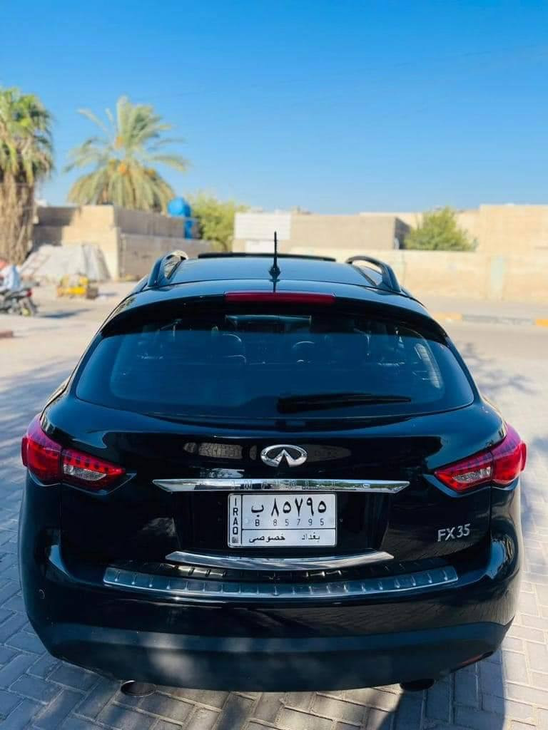 السلام عليكم FX35 
موديل 2012 وارد امريكي سياره جاهزه من كل شيء عليها صيانة كامله
 (اطارات تخم كوري جديد
 تبريد مكفول
 فلاتر اصليه
 گير ومحرك مكفول
 قاعدة فيتبم وكاله
 نوزلات امبدله وكاله
 دهن موتل فرنسي
 ماء راديتر زيتي وكاله
 واتربم وكاله 
 الغرفة الداخلية جداً نضيفه يعني بأختصار عليها صيانة كاملة  السياره بأسمي العنوان بغداد الدوره 
بيع او مراوس Qx80 من موديل 19 فما فوق  (أربع قطع صبغ)
 السعر 125$
***********
