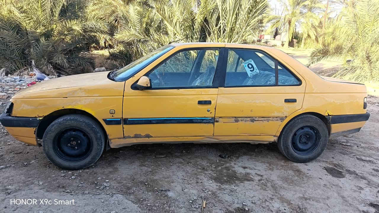 سلام عليكم 
بيجو 405
مديل 12 
رقم نكليزي نجف سنويه لغايه 29 بأسمي شرط لمداور 
سياره خير من الله 
السعر 27 وبيهاا مجال لشراي 
رقم الهاتف ***********
