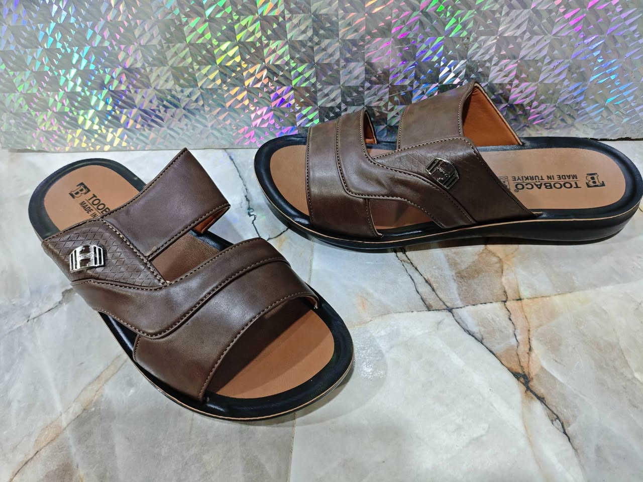 🎳 شحاطه رجالي،اصبع تركي🍃 "
🎳 السعر 6 الاف دينــــــــــار 〽️💲"
🎳 القيااسات /43/44/45/46/47/❕🖋️"
🎳 العنوان الأجبيرية الثانية مقابل الشهداء مجاور ناجي ابو الشربت 🍹🍇"
🎳 تتوفر خدمة توصيل ✅ 🛵


**إذا كنت صاحب هذا الإعلان وتريد حذفه لأي سبب، رجاءا أرسل رسالة إلى الدعم الفني**