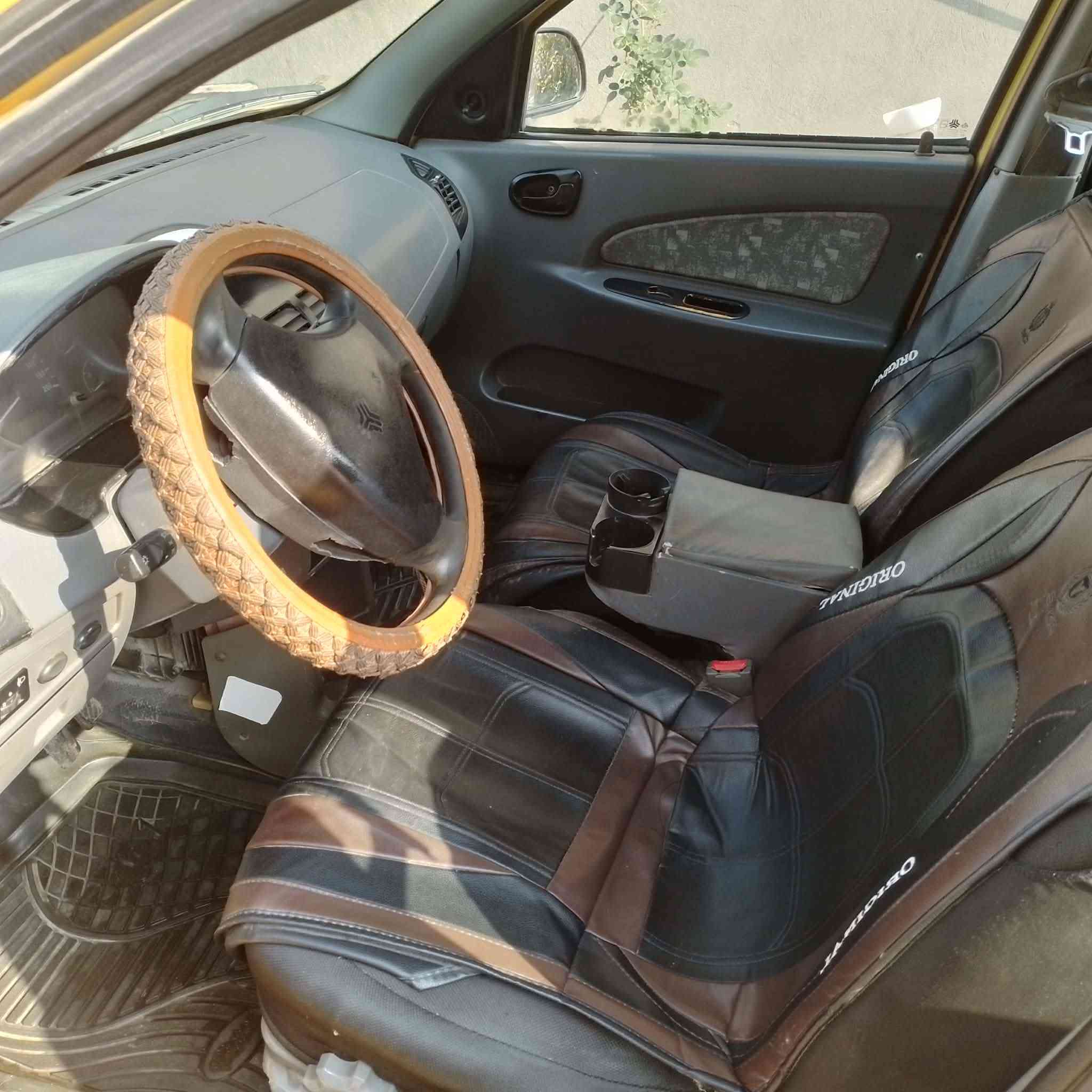 طيبه 2015 رقم ذي قار الماني مشروع وطني  بأسمي سنويه بعدها ما نافذه مكينه وكير وحداديه وتبريد كهربائيات كلها شغاله 
مكان السياره حله 
السعر 37 وبيها مجال حك الجيه 
للاستفسار ***********
