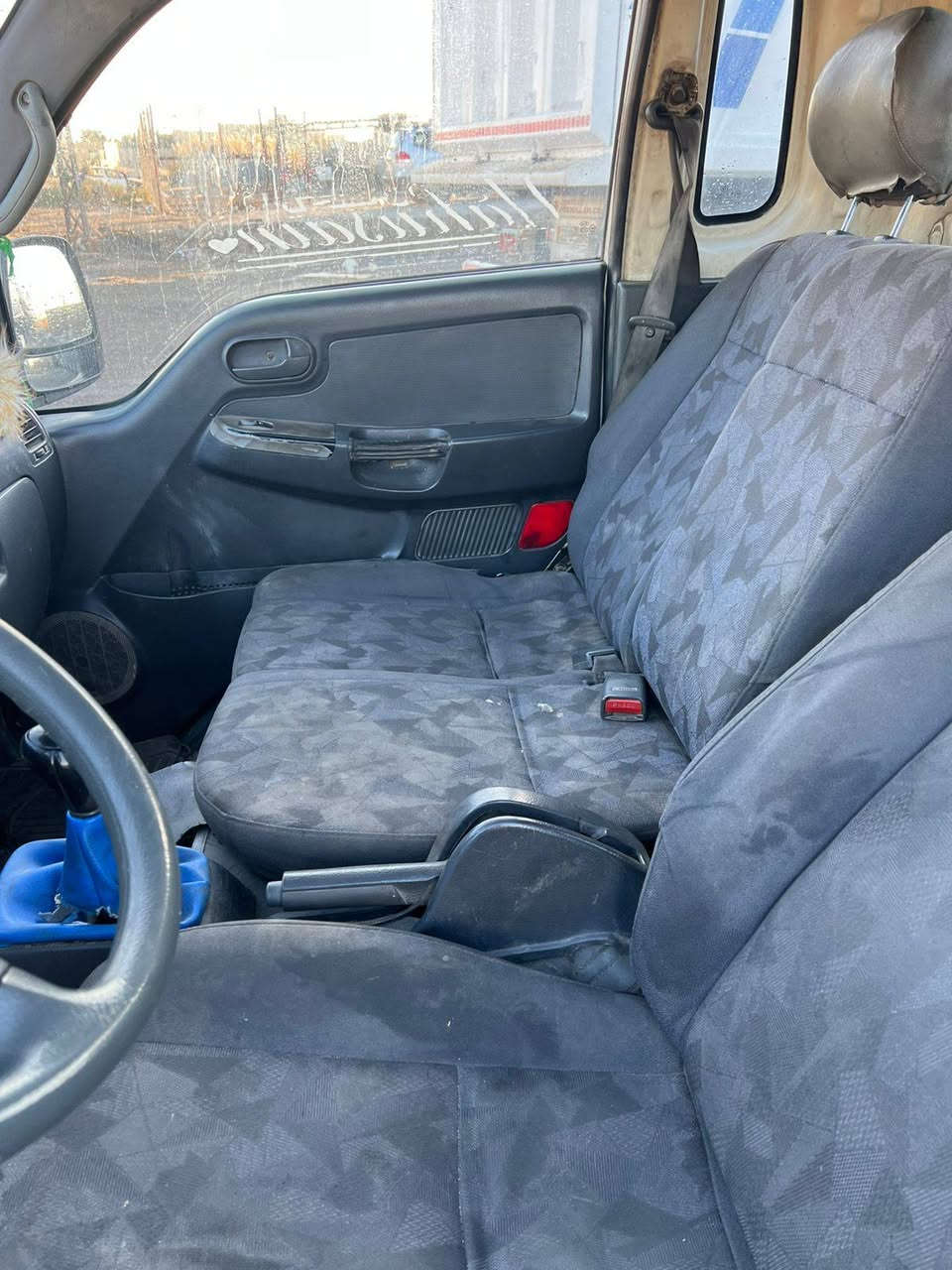 سياره بنكو البيع 2011رقم ذي قار مشروع وطني رقم الهاتف ***********شراي يتصل
