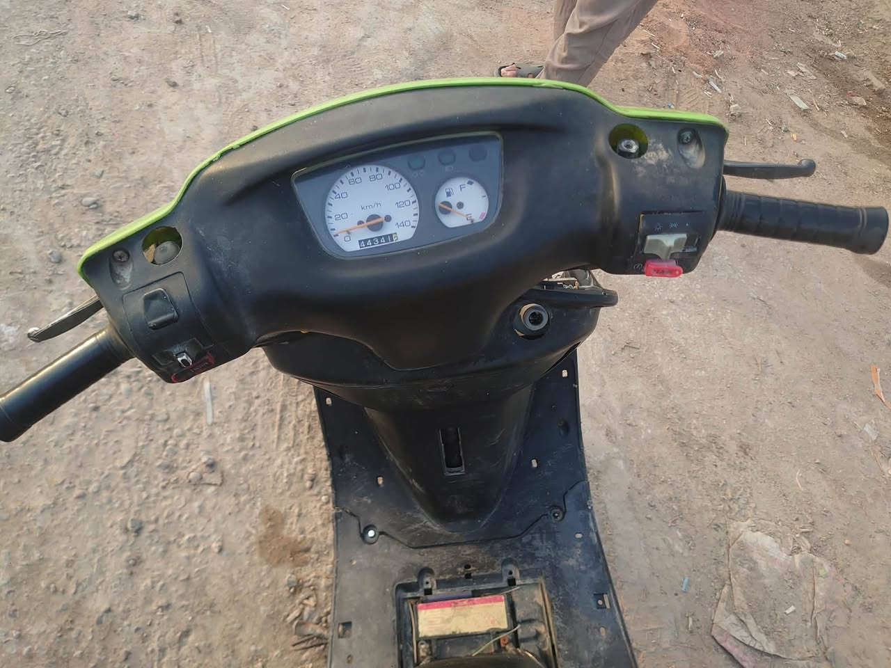 فراشه مكينه شغاله نقص جوزه دبلات شغاله سوادها نضيف تايرات جدد ابيع كوم حديد مكاني الاسكان السعر 150 قفل.‏‪***********‬‏
