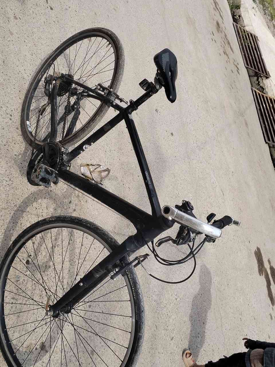 سلام عليكم بيسكلل للبيع او مراس ب عبد الحليم حسب القناعه لل استفسار عل رقم ***********
