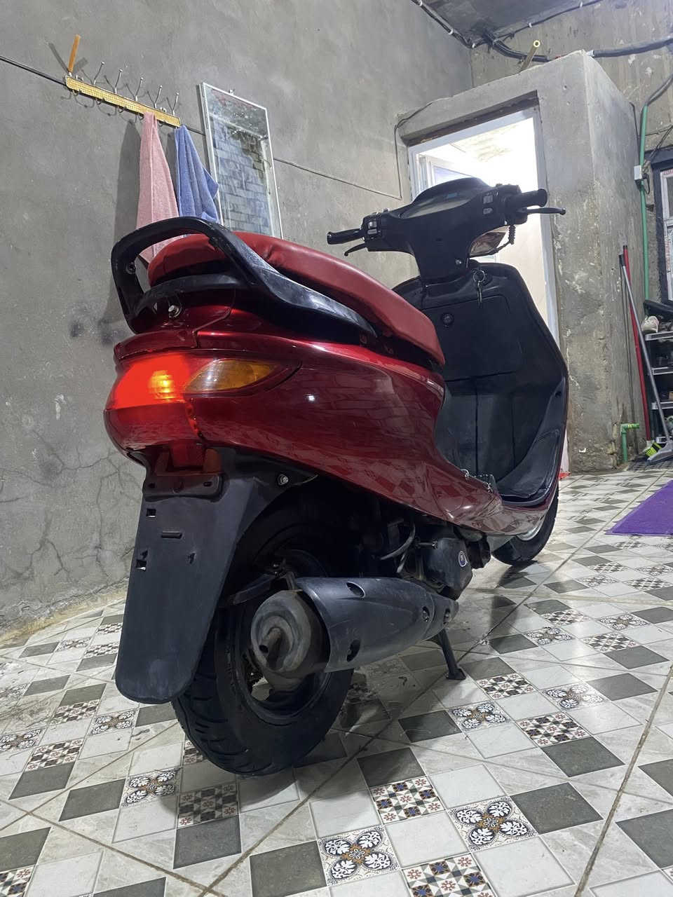 سلام عليكم دراجه فراشه للبيع دراجه مكفوله برغي ما مفتوح بيهه نضافه فول شغل واطلع  الاسستفسار اتصال على الرقم ***********اتواجد على الاتصال فقط
