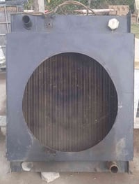 راديتر حجم 90نظيفة جدا للبيع الاتصال على الرقم 078817442120