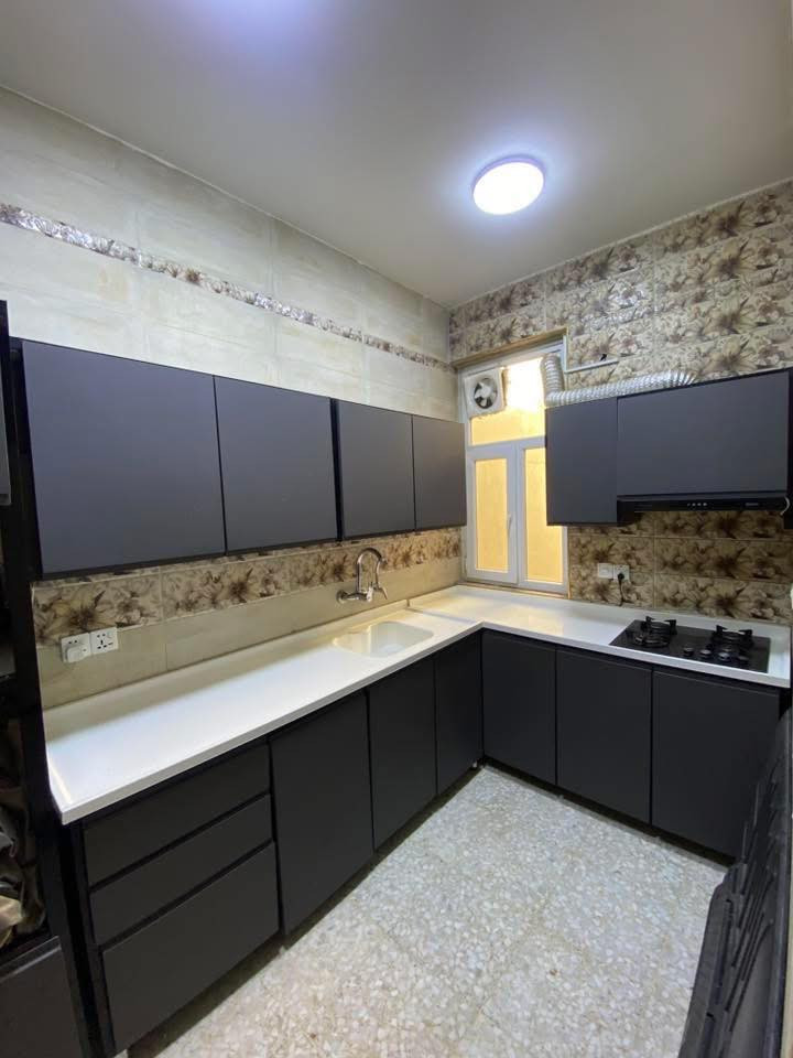 🏡 شقة مؤثثة 200م للايجار (للعوائل حصراً)
📍 المنصور - حي المهندسين - قرب الاميرات

🔥التفاصيل: استقبال واسعة - صالة داخلية مع جلسة طعام - مطبخ مجهز - غرفتين نوم بمساحة واسعة - حمام عدد 2 

تصويرها متوفر
للاستفسار او الطلب واتساب او الاتصال: ***********
