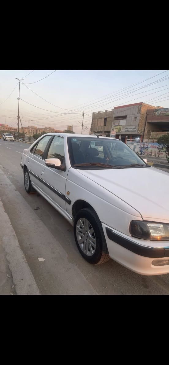 سلام عليكم بيجو للبيع موديل 2020 بغداد ب اسمي جاملغ مصبوغ ربعه وربع بنيد مصبوغ بدون دواخل سياره نضيفه تبريد تدفئه شغال صدر جديد مبدل 
سعر 72$ وبيه مجال بسيط
بغداد شعب
رقم ***********
