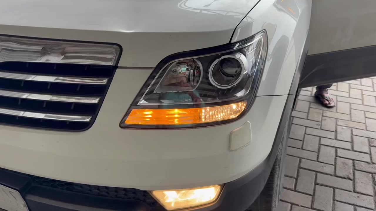 السلام عليكم تبديل جام لايت +عدسات ضمان لمدة سنه بالعدسات بسعر ٣٠٠ الف  (جام+عدسات) 
العنوان 
الفرع الأول / بغداد/ الطالبيه/ مجاور مجسّر ٨٣
*********** أحمد السعدي 
الفرع الثاني /ديالى/ جديده الشط/ مجاور مطعم سامان السياحي 
*********** مصطفى السعدي
