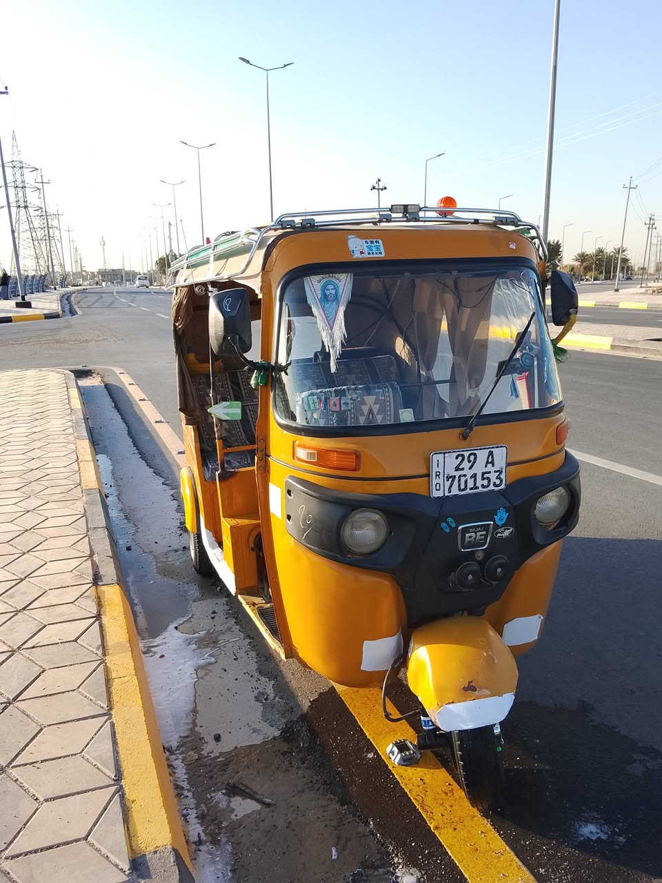 سلام عليكم تكتك.  2018 للبيع كبل لشارع مال شغل كلشي شغال بيهه دوس معمره ما بيهه غياس بيهه ضربه لغد تصل ع رقم وتدلل ***********
