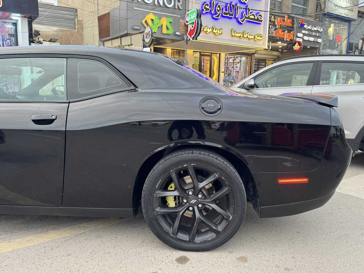 جالنجر موديل 2021 SXT
ماشية 79km
حادث السيارة جاملغ و بنيد و بيهة باب السايق و معدل بارد بالعراق  الحادث مرفق بالمنشور 
كير و مكينة نفسهن مكفولات 
لد اوريكال + زرع عدسات سعرهن 500$
سيارة مبرمجة + بيهة اكزوز ينفتح و ينسد صوت يصير الصوت بلادي 
درع جامة امامية مسوي ب 100$ 
السعر 175 و بيهة مجال بسيط
***********
هذا رقمي شراي خابرني و تامر امر السيارة جاهزة مابيهة اي نقص 
و بالعافية علو الي ياخذهة
