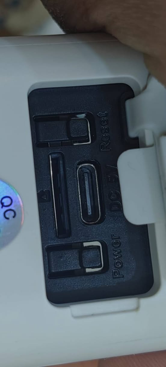 كاميرة شحن wifi
كاميرة شحن IQGeek
دقتها 2k 
شحن
Wifi 
ضد الماء و الاتربة 
داخلية خارجية ملون 
فلاشات ليلي
شحنها تايب سي 
السعر ٣٠ الف


**إذا كنت صاحب هذا الإعلان وتريد حذفه لأي سبب، رجاءا أرسل رسالة إلى الدعم الفني**