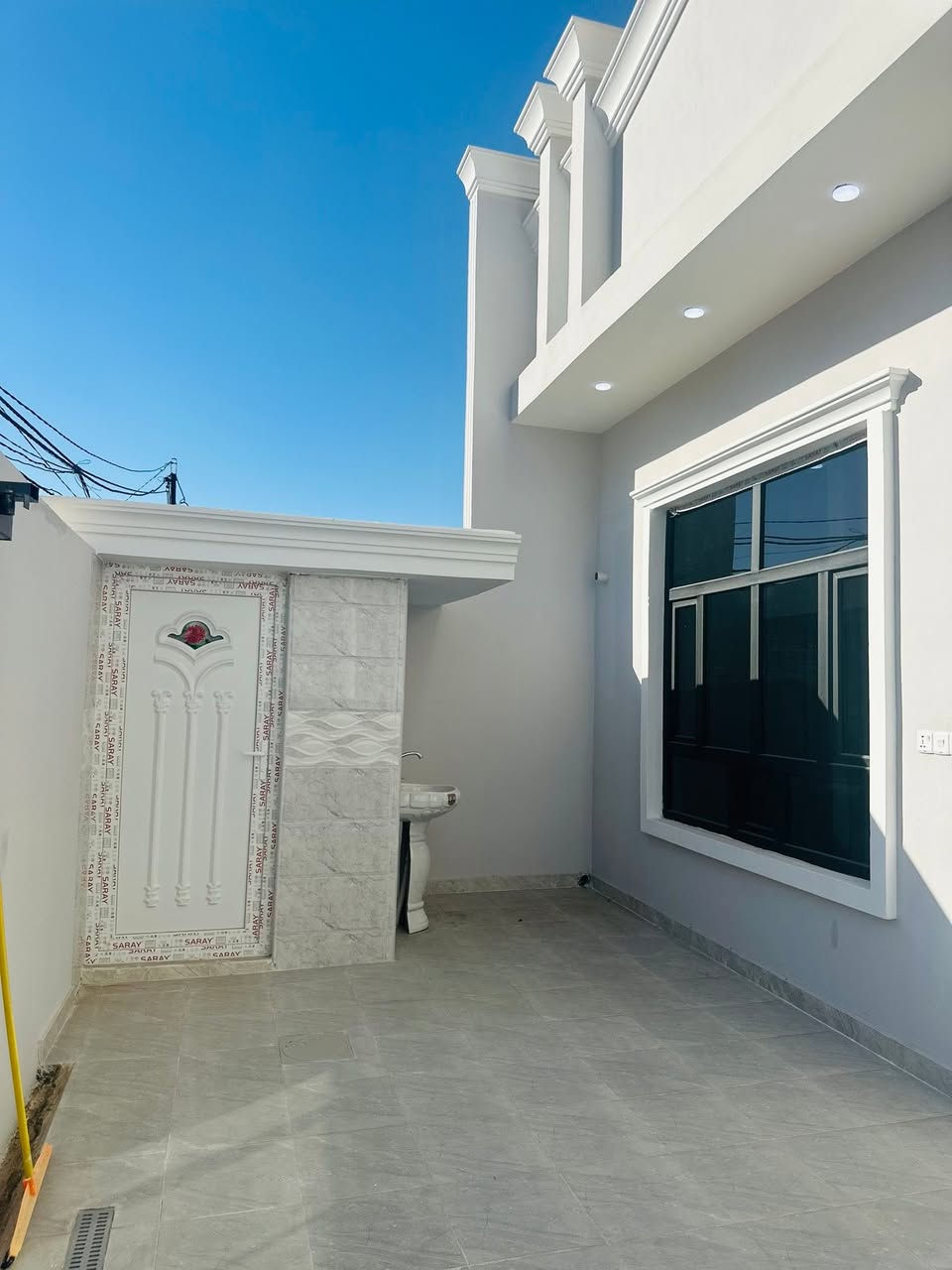 السلام عليكم ☎️***********☎️

🔴متاح بيت 🏠 للبيع المساحة150متر ⚫️

🔵بناء حديث طابق واحد شغل درجه اولى نقوش مغربيًا🟢

🟣 🟤

🟡استقبال مطبخ صاله غرفتين نوم نوم مجموعة صحيات ⚪️

🟤الطابق الثاني بيتونه على عرض صاله سطحين ⚫️⚫️

***********📞

          🟥➰موقع دور الزراعة الثالثه ➿🟥

    

🔺لاستفسار الرقم 🔺***********
