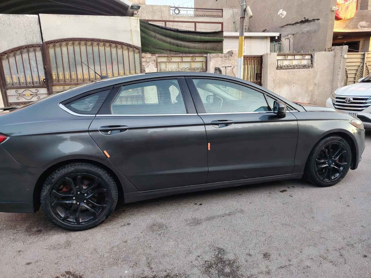 سياره فورد فيوجن موديل ٢٠١٨ السعر 98 وبيه مجال رقم بغداد للاتصال ***********
